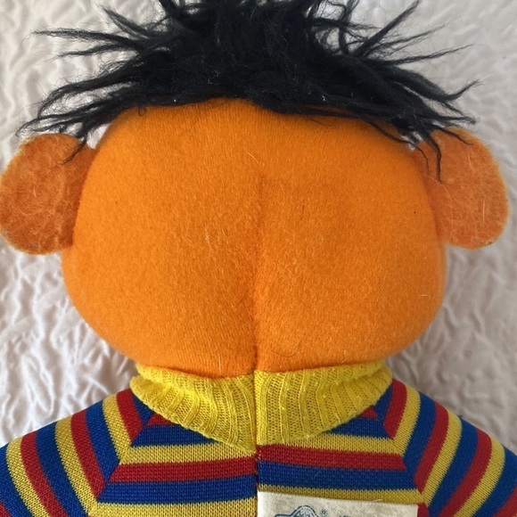 Hasbro Softies Sesame Street Ernie 10" Stuffed Plush - Picture 9 of 14